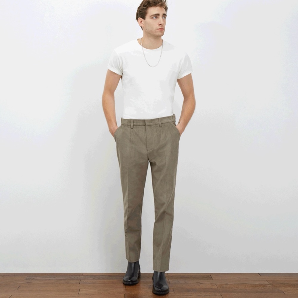 BASIC RIGHTS The High Waisted Slim Fit Cords Green S